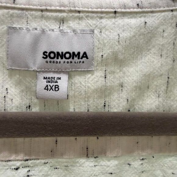 Cream and Speckled Short Sleeve Button-Up Shirt - Picture 2 of 5